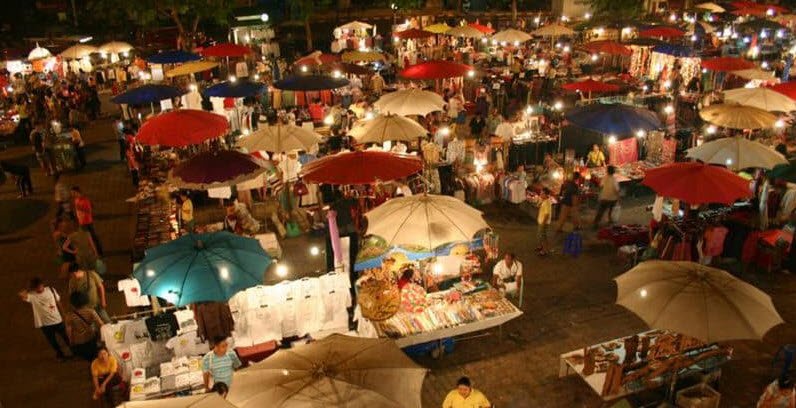 Chiang Mai Night Bazaar, Chiang Mai, Thailand